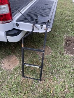 Tailgate Ladder