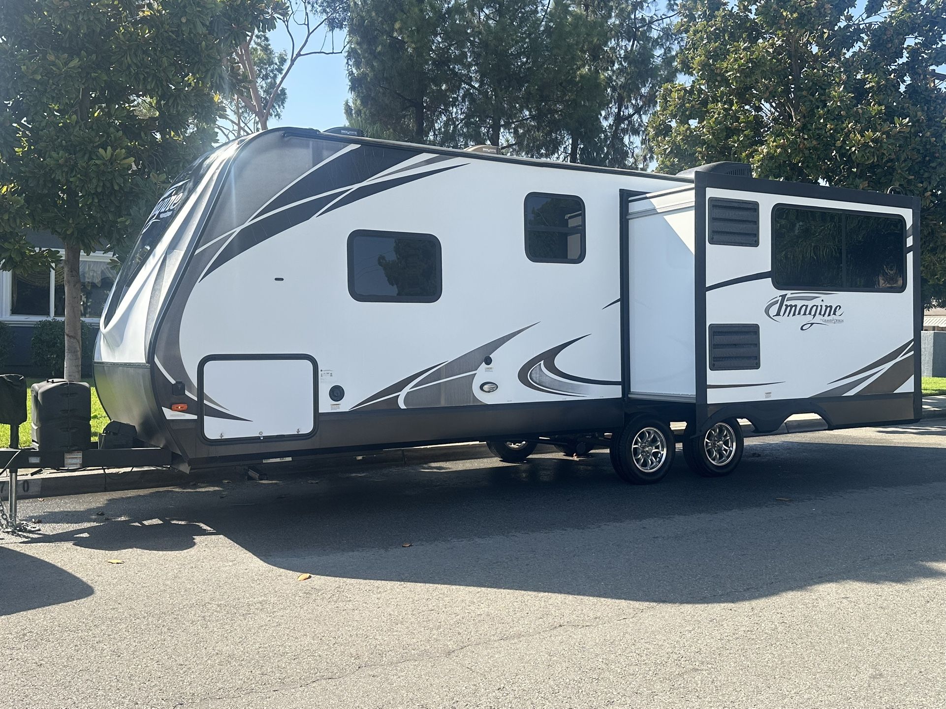 2018 Grand A Design Imagine