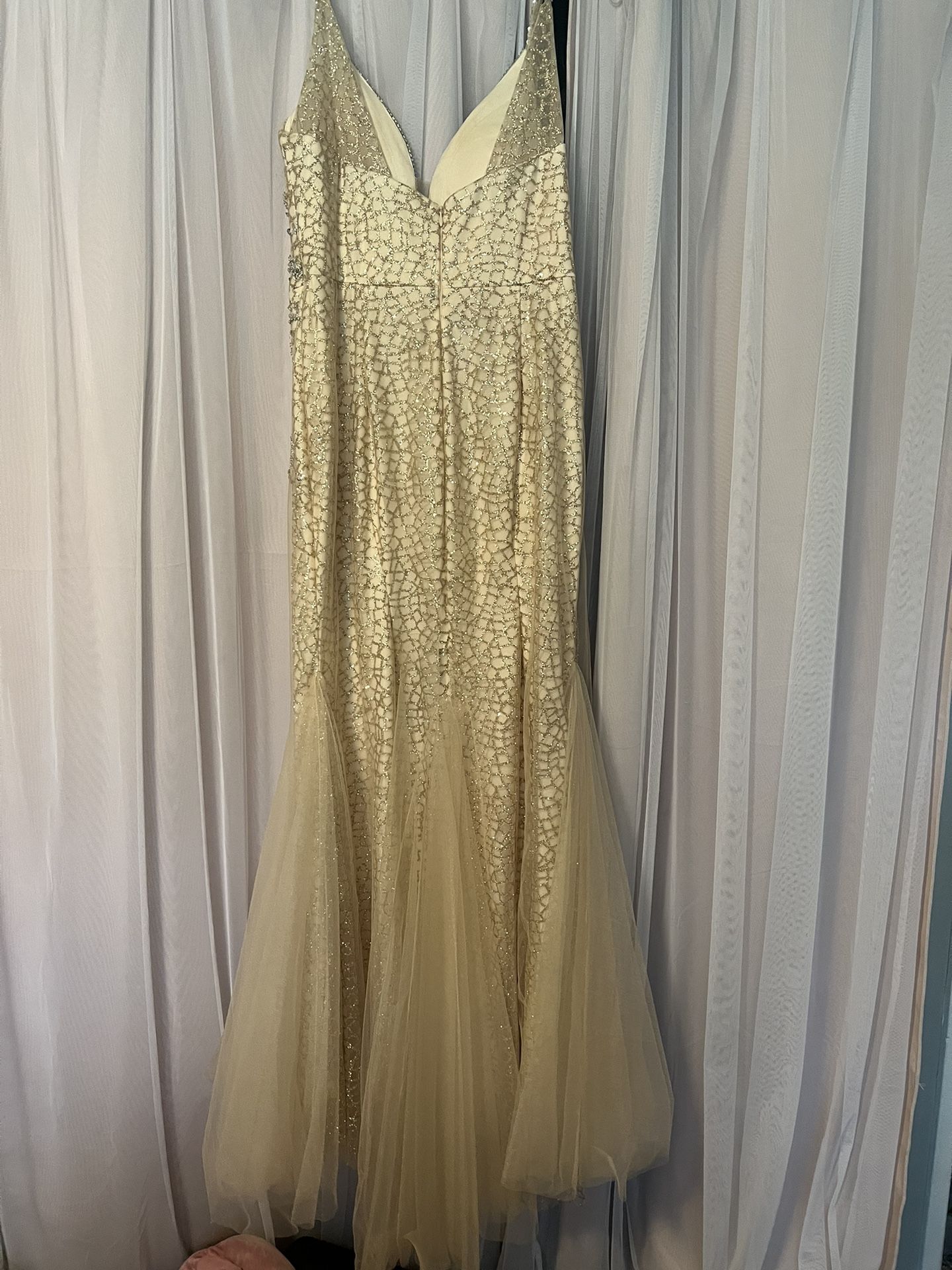 Wedding Dress!!