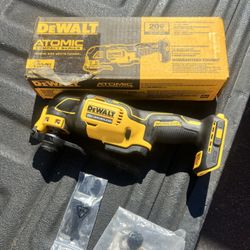 Multi Tool Dewalt ( Toll Only )