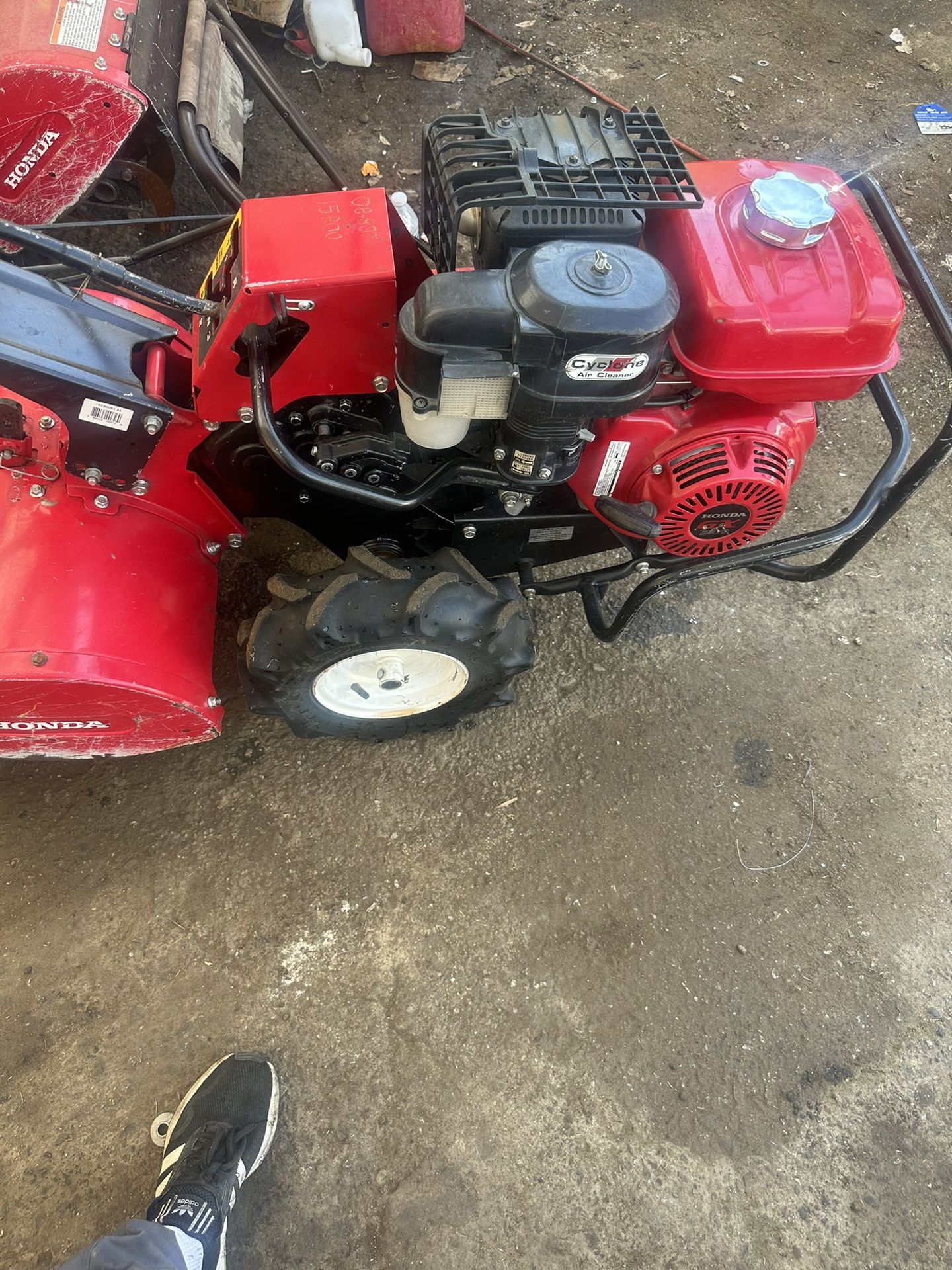 Cultivadora Honda