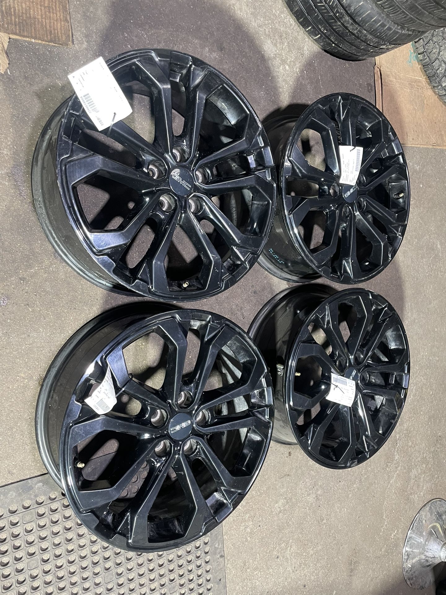 Set Of Rims 19x7 5x115 Gmc Terrain Fits More Cars for Sale in Chicago ...