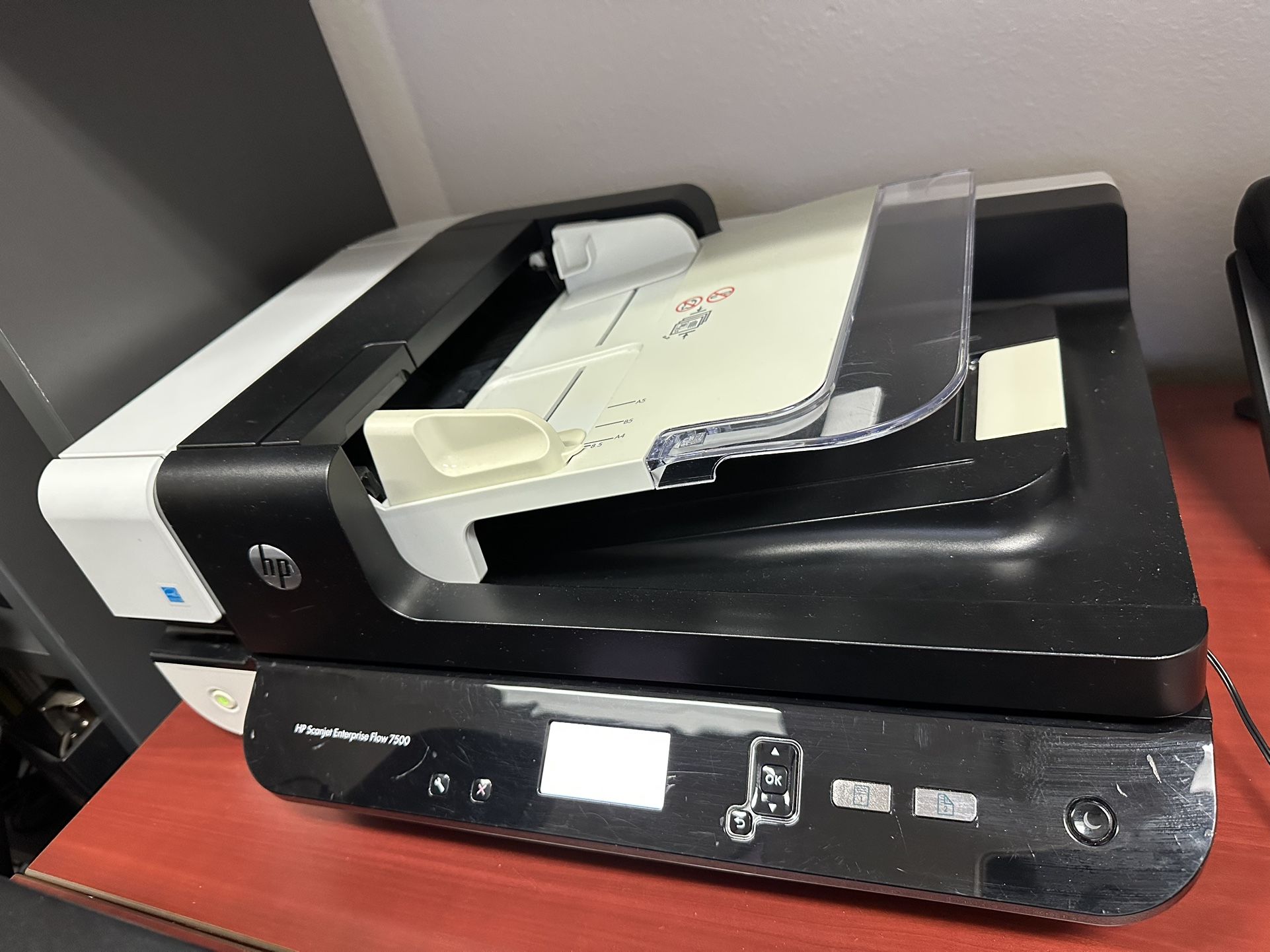 HP Scanjet Enterprise Flow 7500 Scanner