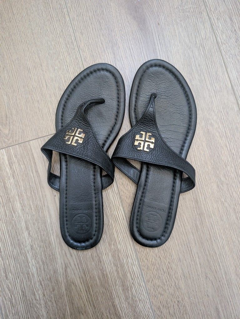 Tory Burch Jolie Flat Thong Sandals - size 6.5, Tumbled Black Leather with Gold T Logo