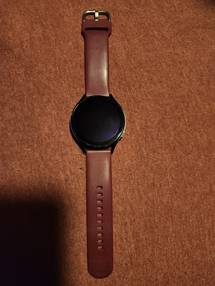 Samsung Galaxy Watch 4