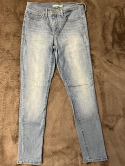Levi’s Shaping Skinny Jeans 28 