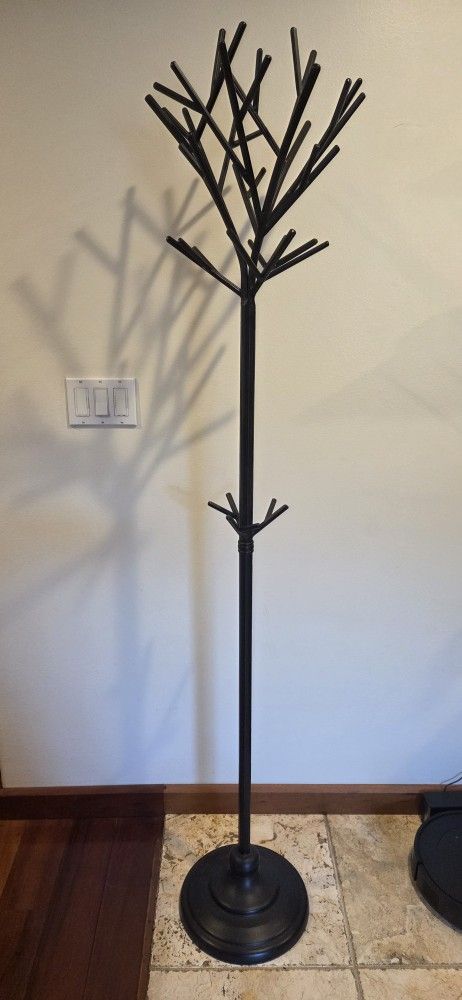 Tree Like Coat Hanger