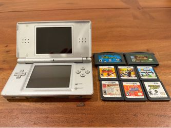 Nintendo DS lite with games