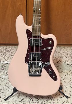 Squier Paranormal Rascal HH Bass