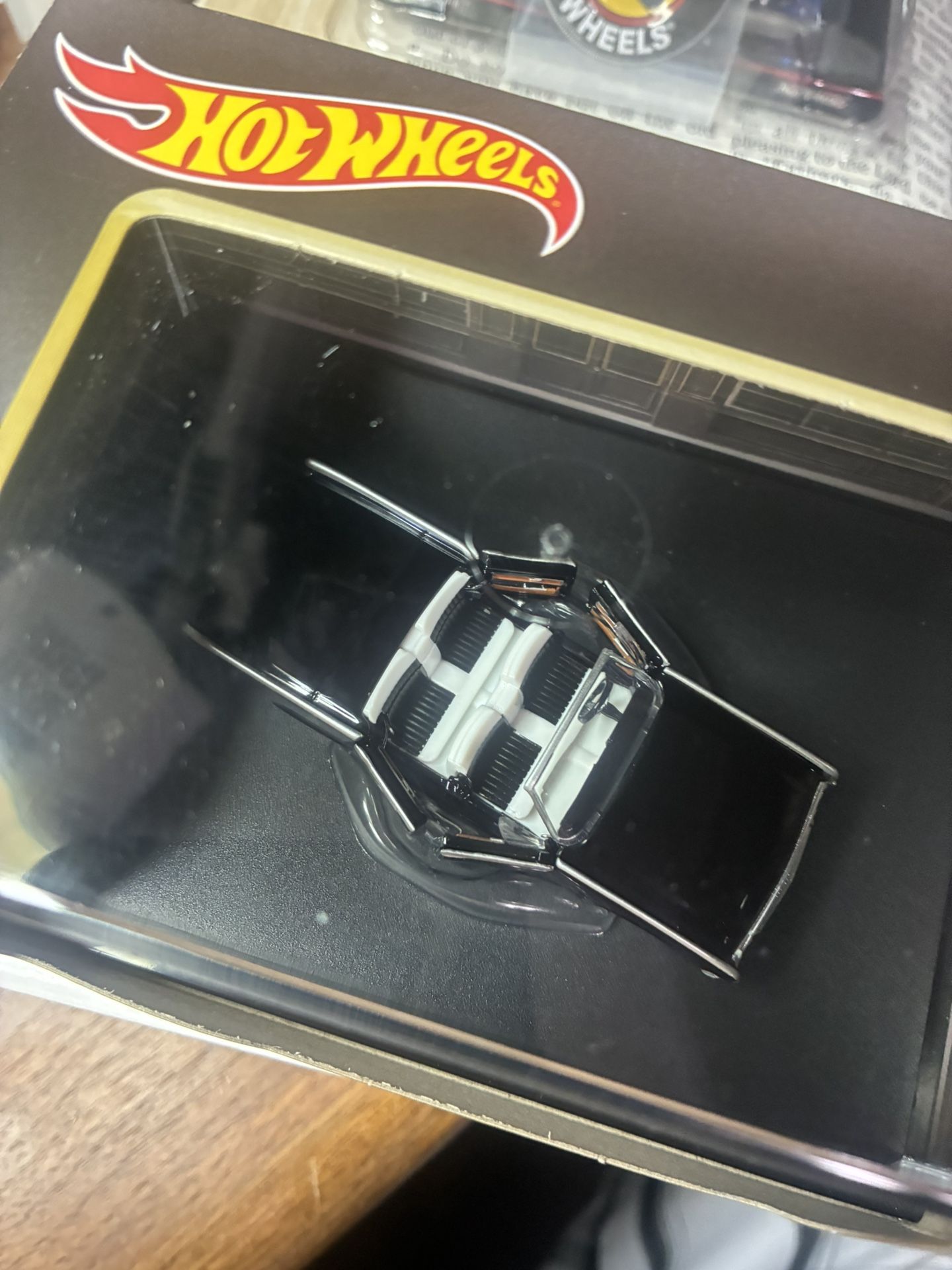 Hot Wheels 2024 RLC 61’ Lincoln Continental