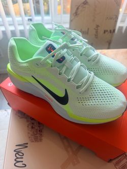 Unisex shose size 11