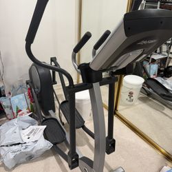 Life Fitness Elliptical