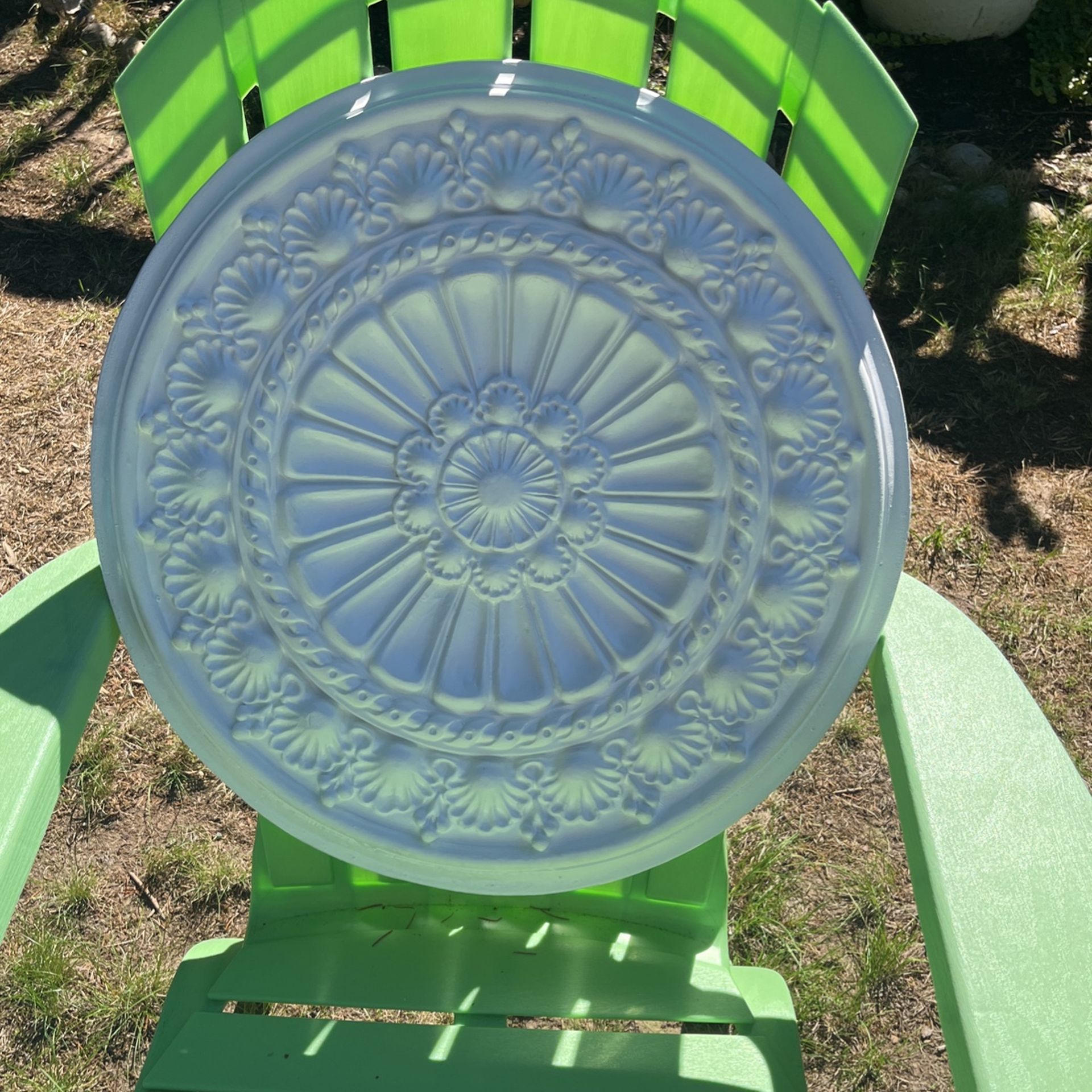 Large 21.5 Inch Ceiling/wall medallion