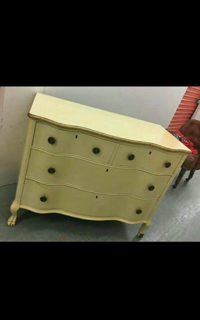 Antique four drawer dresser