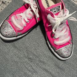 Converse Men’s  All Star Size 9 (Women’s Size 11). All Star Pink Crystal Rhinestone Bling Low Top. 