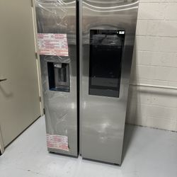 New Smart Hub Fridge Stainless Steel 1 Year Warranty 