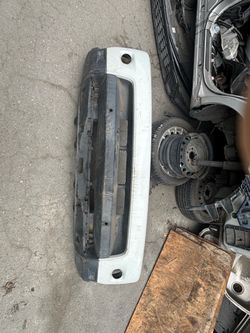 2005-2009 Range Rover Front Bumper Cover