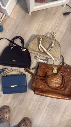 Women’s toss up bag