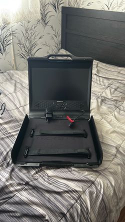 GAEMS G170 Portable Gaming Monitor/Case – Complete w/ Original Bag & Accessories