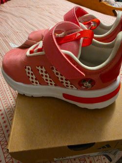 Toddler shoes