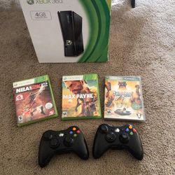Xbox 360 With 3 Games 
