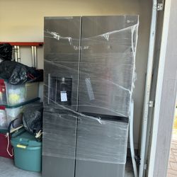 LG Refrigerator 