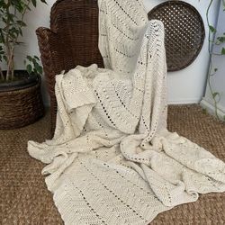 Vintage Boho MCM Jungalow Farmhouse Cottage Core Handmade Knitted Bed Throw Blanket 