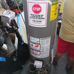 Rheem Water Heater 28gal Semi New