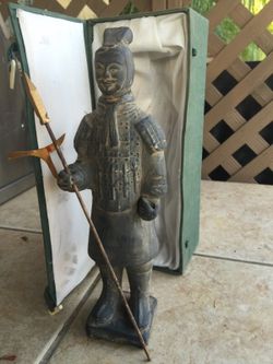 Statue