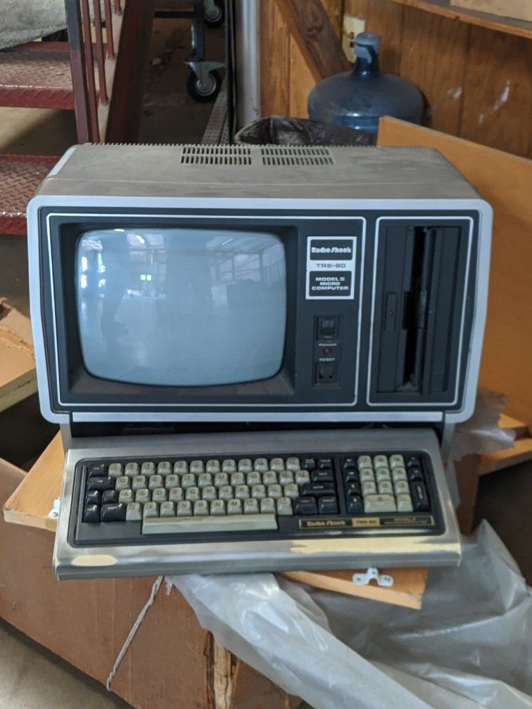 Vintage Radio Shack Trs 80 Model II Micro Computer