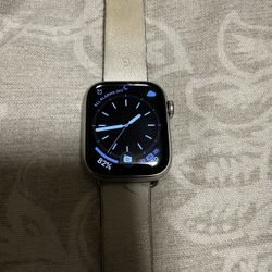 Apple Watch Series 7 41mm Cellular