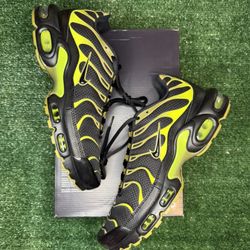 NEW Nike Air Max Plus 'Pacific Moss' Men’s Sizes 10 & 11 DM0032-010