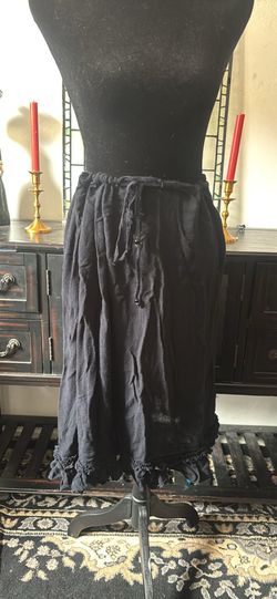 Black skirt