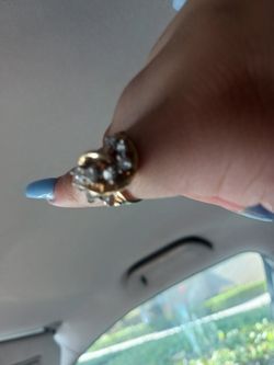 Gold Ring With Diamonds And  A Certificate Of Appraisal From 1971 And Valuing The Ring At $2,000 At That Time