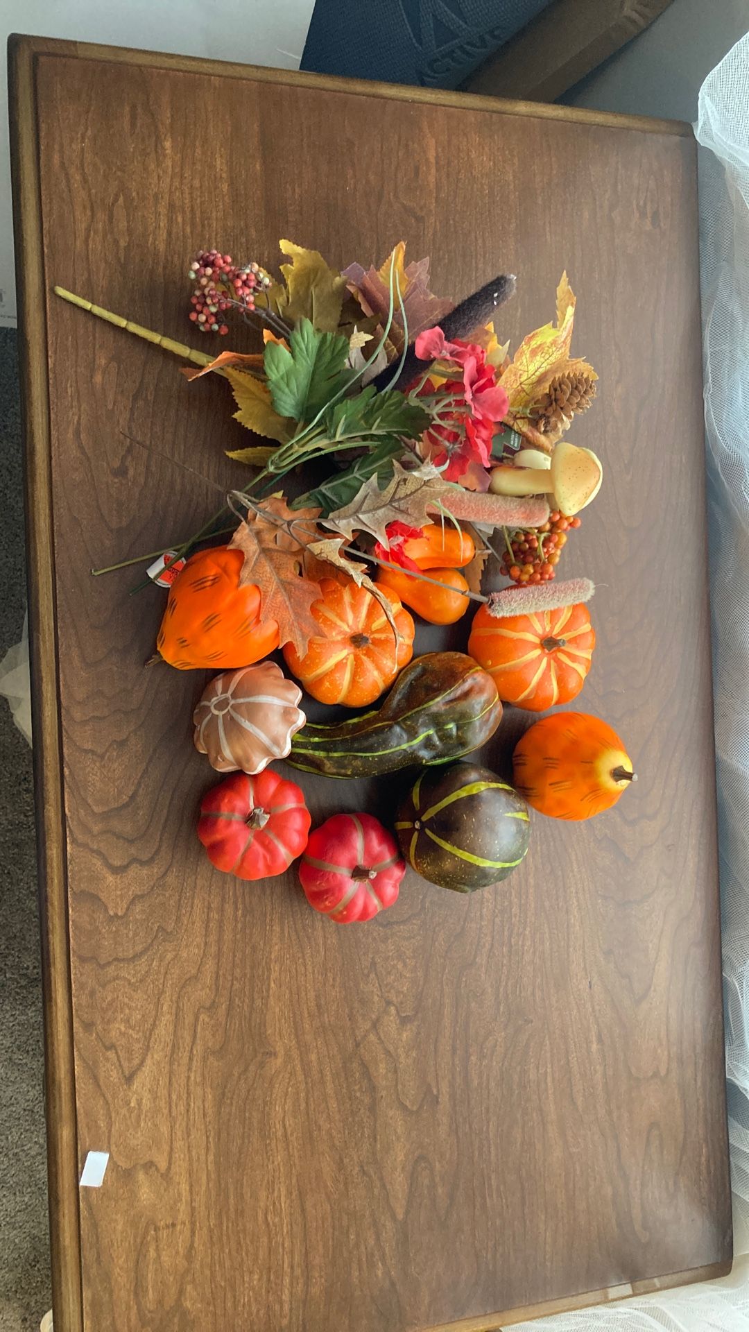 Seasonal Decor, Craft Items