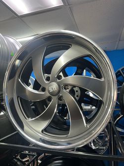 24” US Mag Desperado Wheels | Staggered 6-Lug | Custom Truck/SUV Wheels