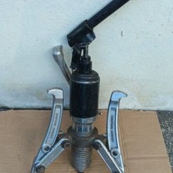 Hydraulic Gear Puller 10 Ton (It's Available)