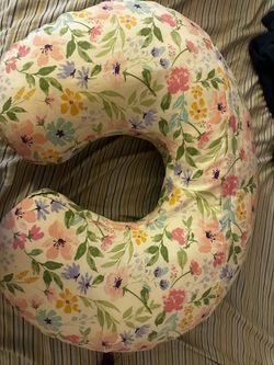 This is for a mom that has a baby This is for a mom that has a baby