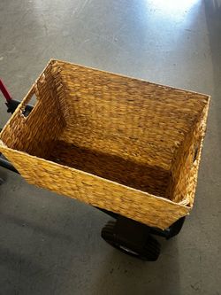 Wicker basket