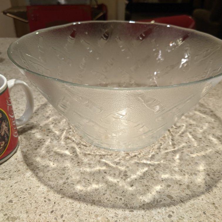 Coca Cola Serving Bowl And 3 Glasses