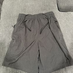 Leg3nd dry fit Shorts black - size medium 