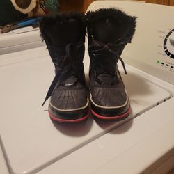Women's Sorel Snow Boots Size 6 