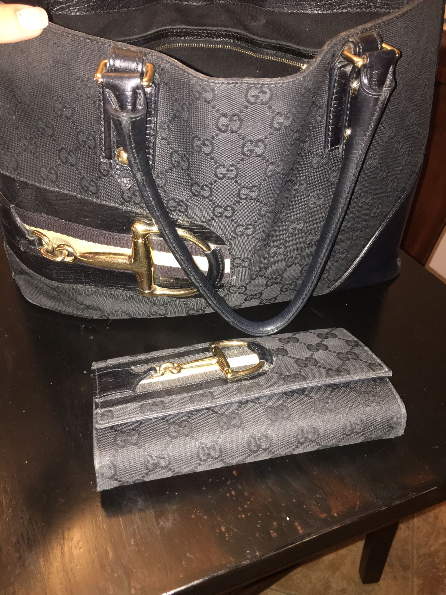 Real, authentic Gucci purse and matching wallet