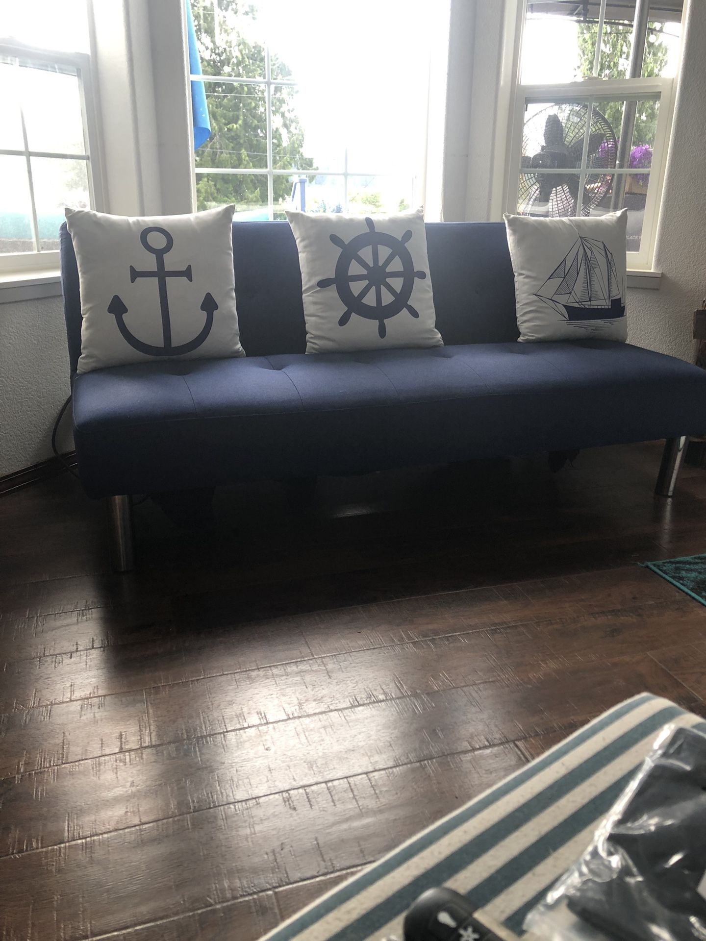 Futon Blue