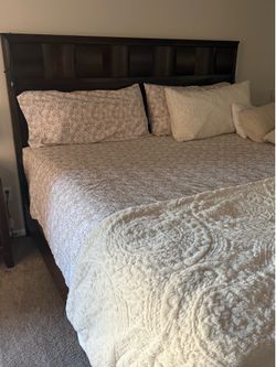 King Bedroom Set / TV
