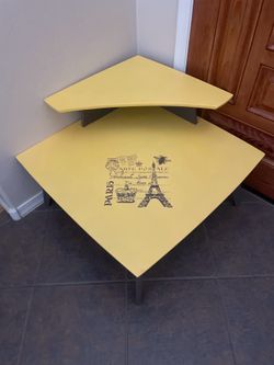 Corner Table with Paris Theme