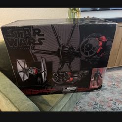 Hasbro Black Series Large Tie Fighter And  Tie Fighter Pilot New Sealed 