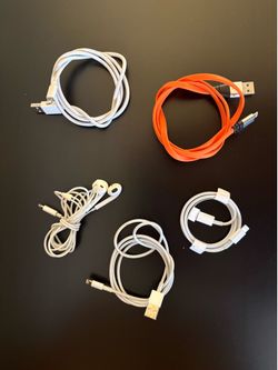 5x iPhone lightning accessories