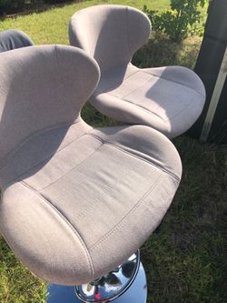 Gray 42L 19W longer part of seat