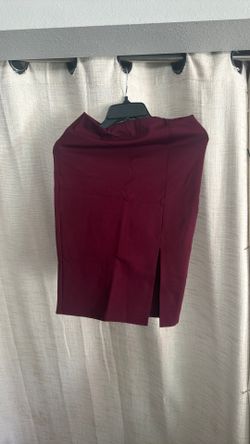 Women”s purple casual skirt / size M